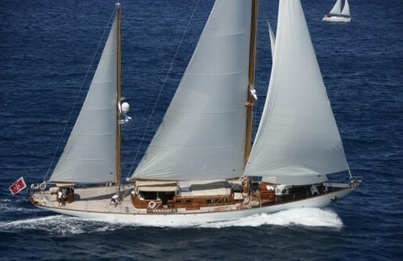 Yacht TIZIANA, Abeking & Rasmussen | CHARTERWORLD Luxury Superyacht ...